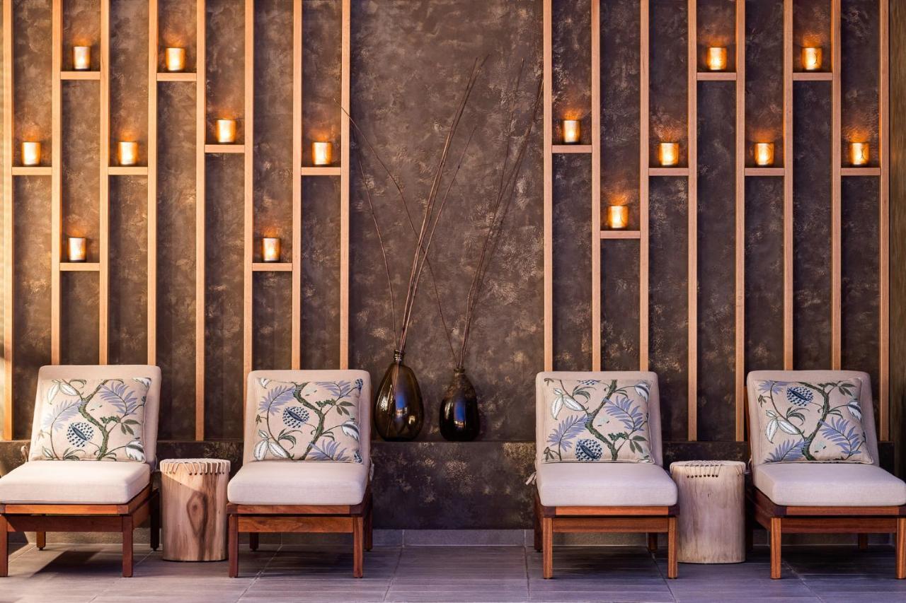 Hotel Du Lac Congress Center & Spa Ioannina Exterior photo Spa at The Westin Maldives
