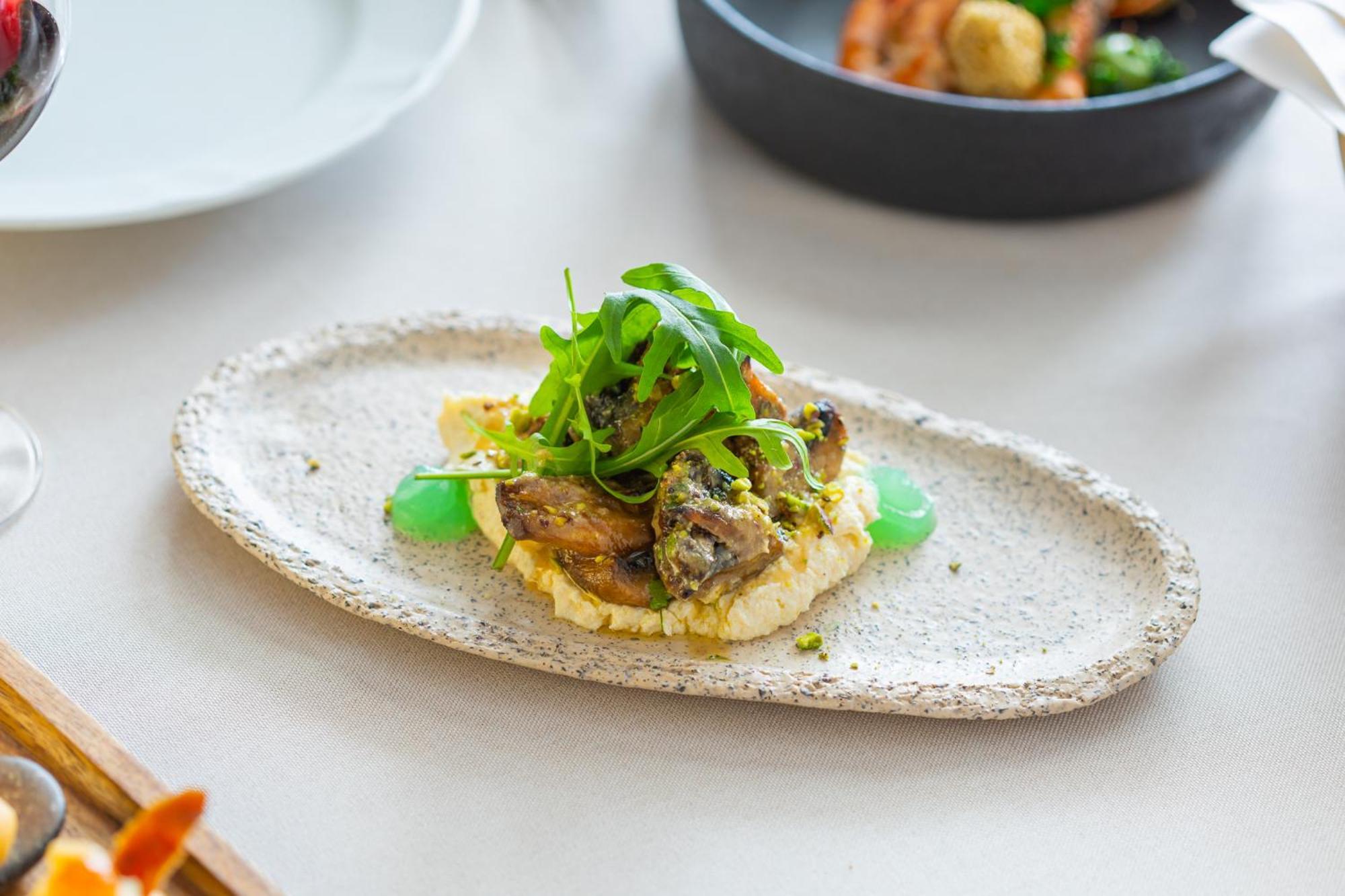 Hotel Du Lac Congress Center & Spa Ioannina Exterior photo Aubergine with tahini